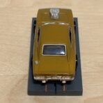Johnny Lightning Dodge Charger gold metallic mit BDR Chassis