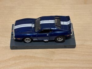 Johnny Lightning X-Traction Javelin blau