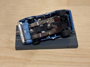 Johnny Lightning X-Traction Javelin blau