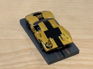 AFX Racing #22115 Ford GT40 Mk gold chrome #2