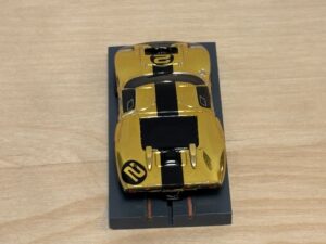 AFX Racing #22115 Ford GT40 Mk gold chrome #2