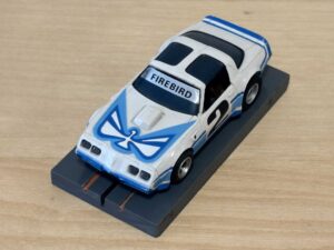 Faller/Aurora AFX Pontiac Firebird weiss mit Licht