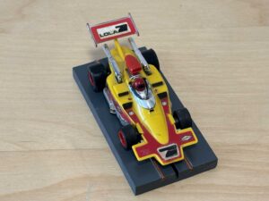 Faller/Aurora AFX G+Plus Lola T-330 gelb/rot