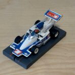 Faller/Aurora AFX G+Plus Lola T-330 weiss/blau