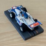 Faller/Aurora AFX G+Plus Lola T-330 weiss/blau