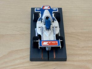 Faller/Aurora AFX G+Plus Lola T-330 weiss/blau
