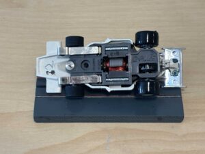 Faller/Aurora AFX G+Plus Lola T-330 weiss/blau