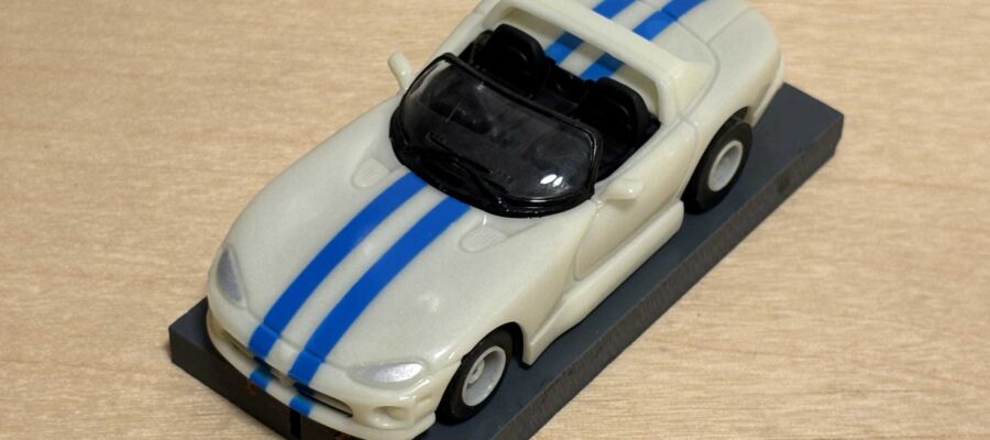 Tyco Magnum 440 Viper "Glow in the Dark" weiss/blau