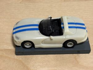 Tyco Magnum 440 Viper "Glow in the Dark" weiss/blau