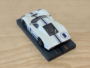 AFX Racing #22078 Ford GT40 Mk IV #9 weiss