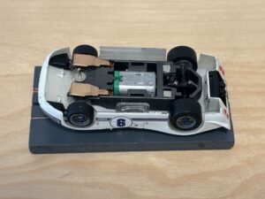 AFX Racing #22078 Ford GT40 Mk IV #9 weiss