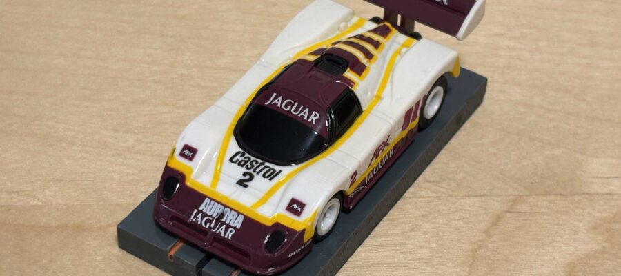 Tomy AFX Jaguar XJR-9 braun/weiss "AFX"