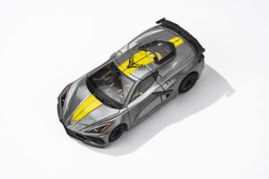 AFX Racing 22107 Corvette C8 2022 Hypersonic Grey