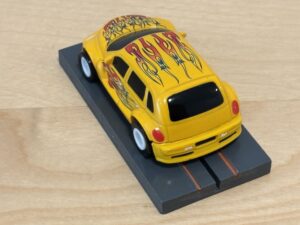 AFX Racing PT Cruiser "Yellow Flames" mit BDR Chassis
