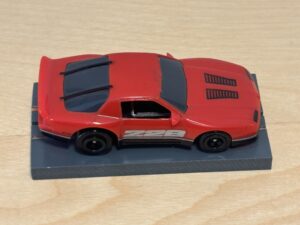 Tomy AFX Camaro Z28 rot mit Bulldog-Chassis